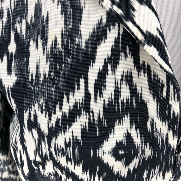 Lafayette 148 New York Black & White Cropped Blazer - Picture 3 of 10